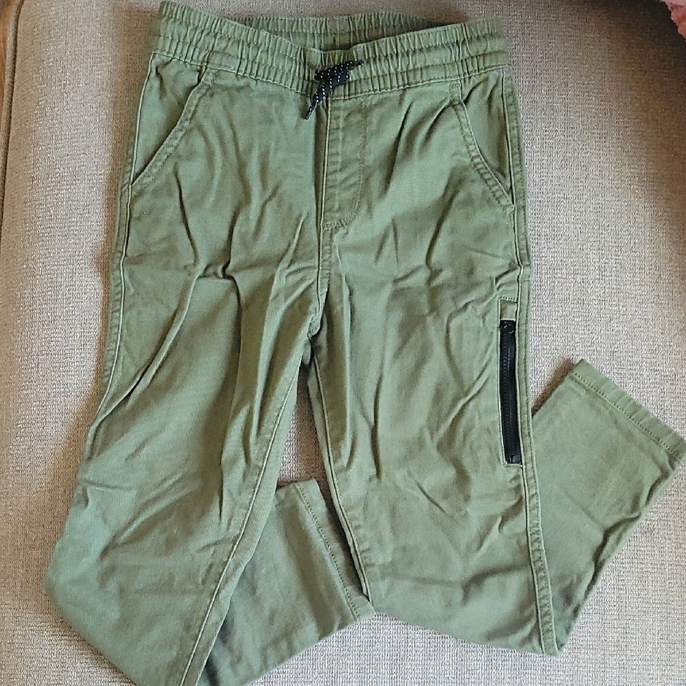 The Children's Place Green Cargo Joggers with Tapered Ankles NWOT